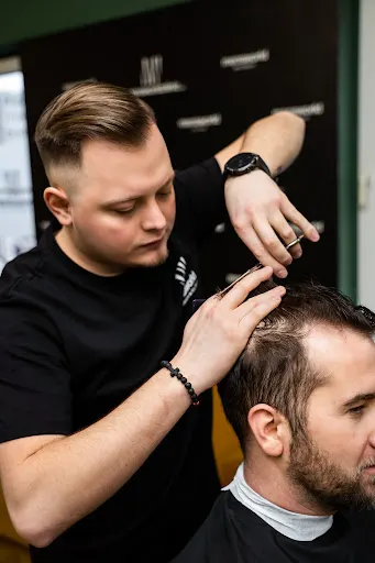 Mens World Clinic & Barber